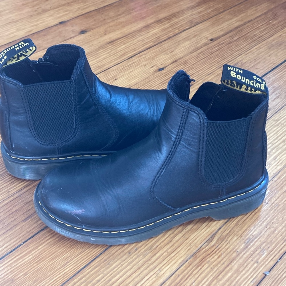 Dr. Martens Chelsea Boots
